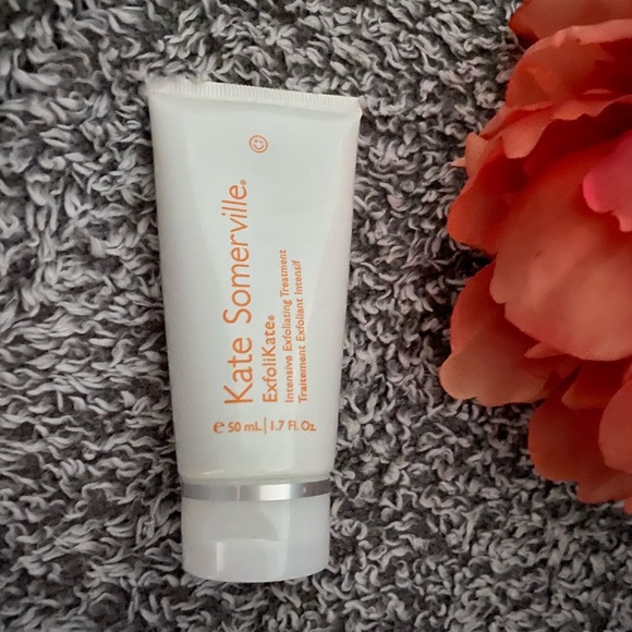 πHPπKATE SOMERVILLE EXFOLIKATE TREATMENT - Picture 2 of 15